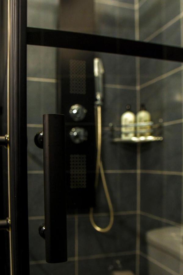 Thessaloniki Center Superior Apartment Екстер'єр фото